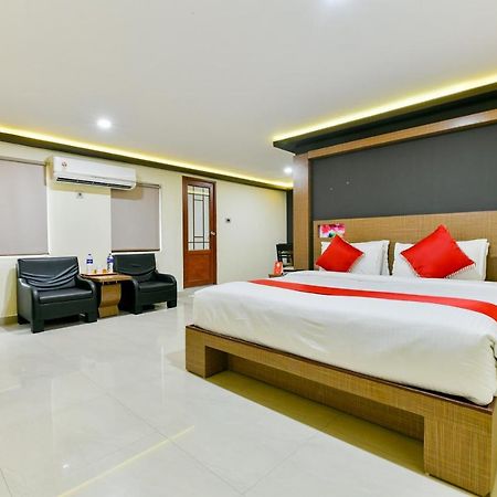 Oyo 1889 Hotel Aj Park Alappuzha Dış mekan fotoğraf