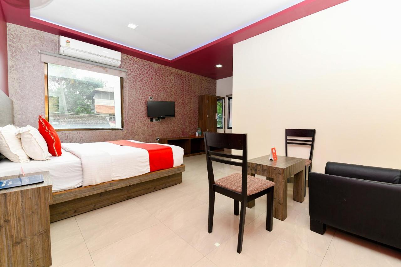 Oyo 1889 Hotel Aj Park Alappuzha Oda fotoğraf