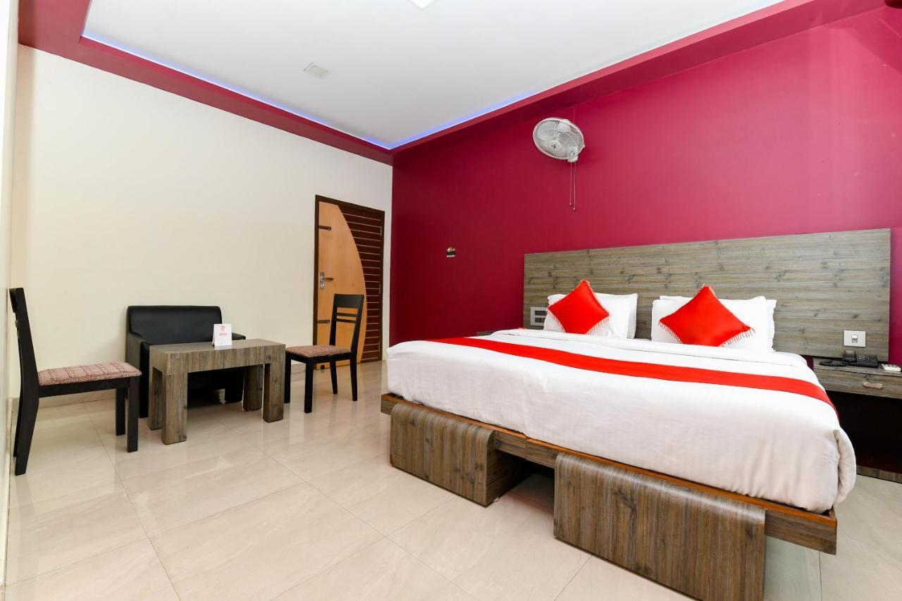 Oyo 1889 Hotel Aj Park Alappuzha Dış mekan fotoğraf