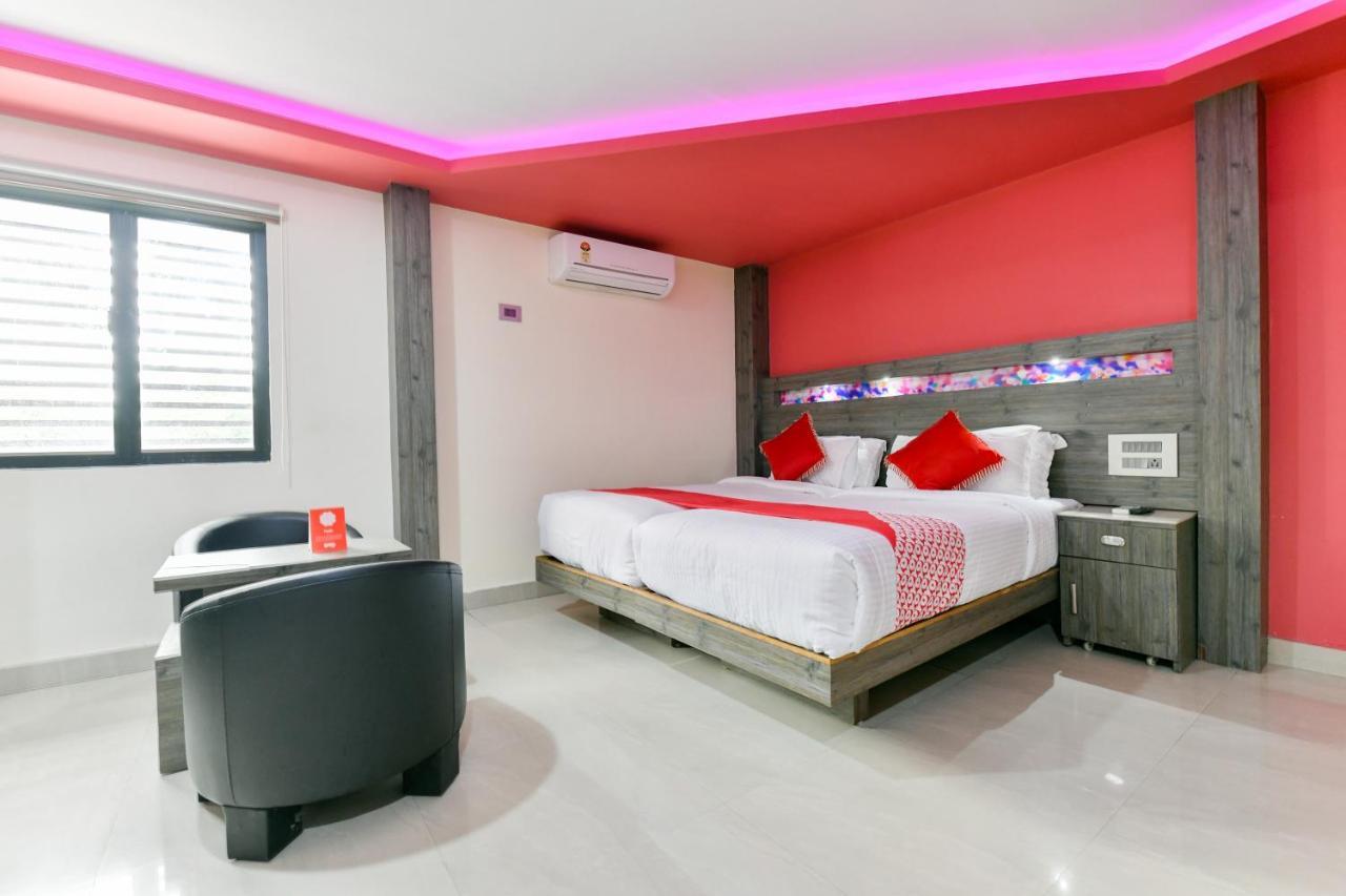 Oyo 1889 Hotel Aj Park Alappuzha Dış mekan fotoğraf