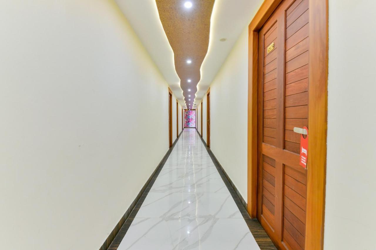 Oyo 1889 Hotel Aj Park Alappuzha Dış mekan fotoğraf