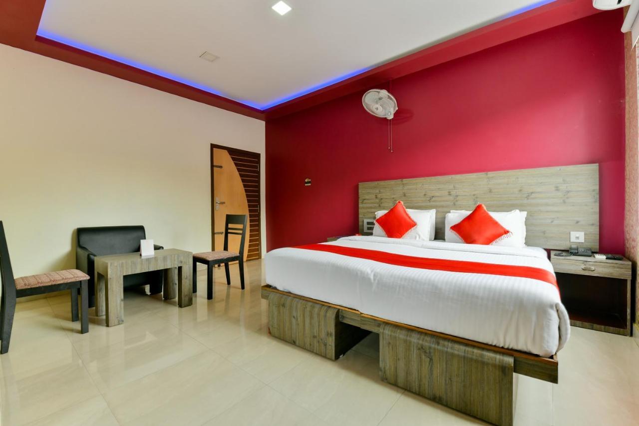 Oyo 1889 Hotel Aj Park Alappuzha Dış mekan fotoğraf